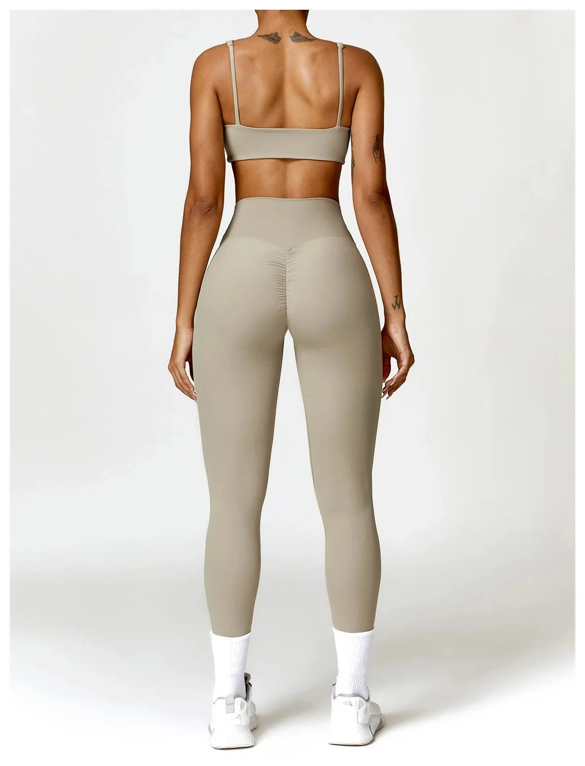 GLAMMOVE™ PERFORMANCE SET - LEGGINGS + TOP